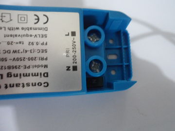 Ενιαίος Triac παραγωγής οδηγημένος Dimmable οδηγός