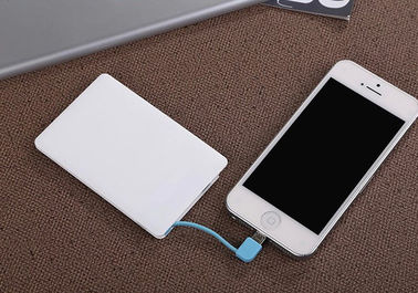 2500mah τράπεζα δύναμης δώρων τηλεφωνικής υψηλής δύναμης κυττάρων με κατασκευή-στο καλώδιο, λι-πολυμερής μπαταρία