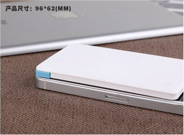 2500mah τράπεζα δύναμης δώρων τηλεφωνικής υψηλής δύναμης κυττάρων με κατασκευή-στο καλώδιο, λι-πολυμερής μπαταρία